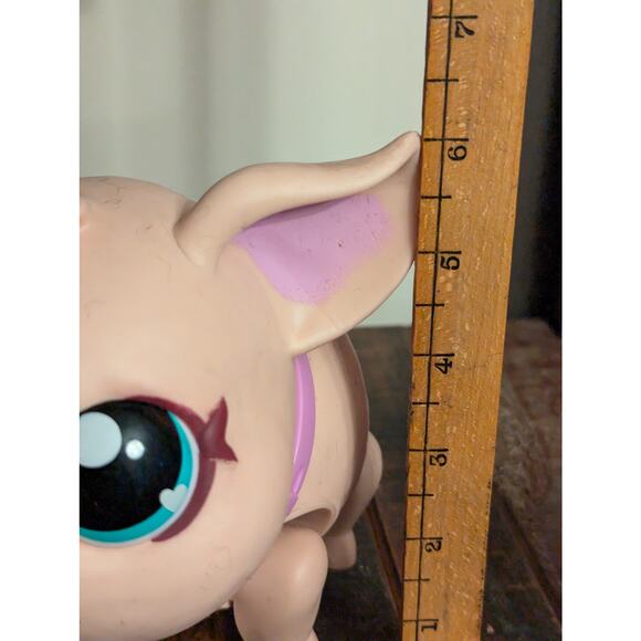Little Live Pets- My Pet Pig (Walks, Oinks, and Whistles) - Picture 8 of 8